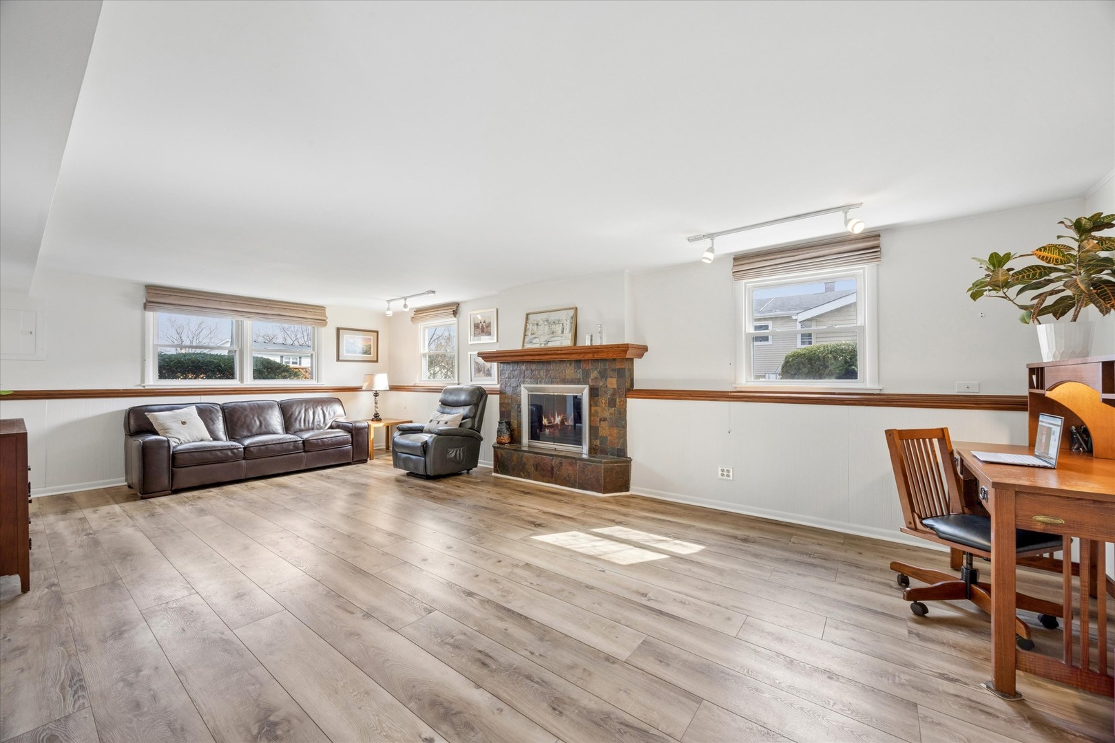 710 Maple Lane, Darien, IL 60561