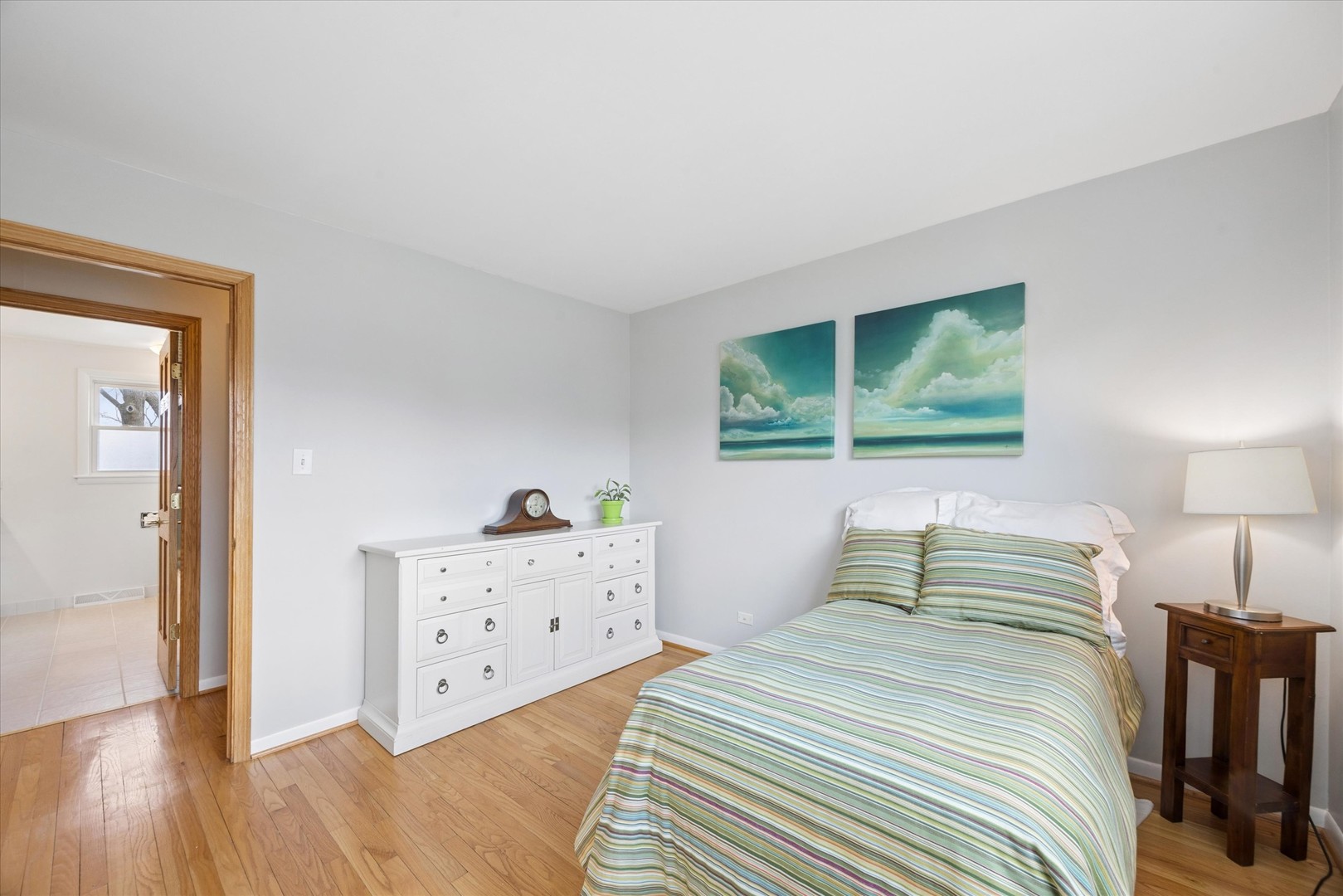 710 Maple Lane, Darien, IL 60561