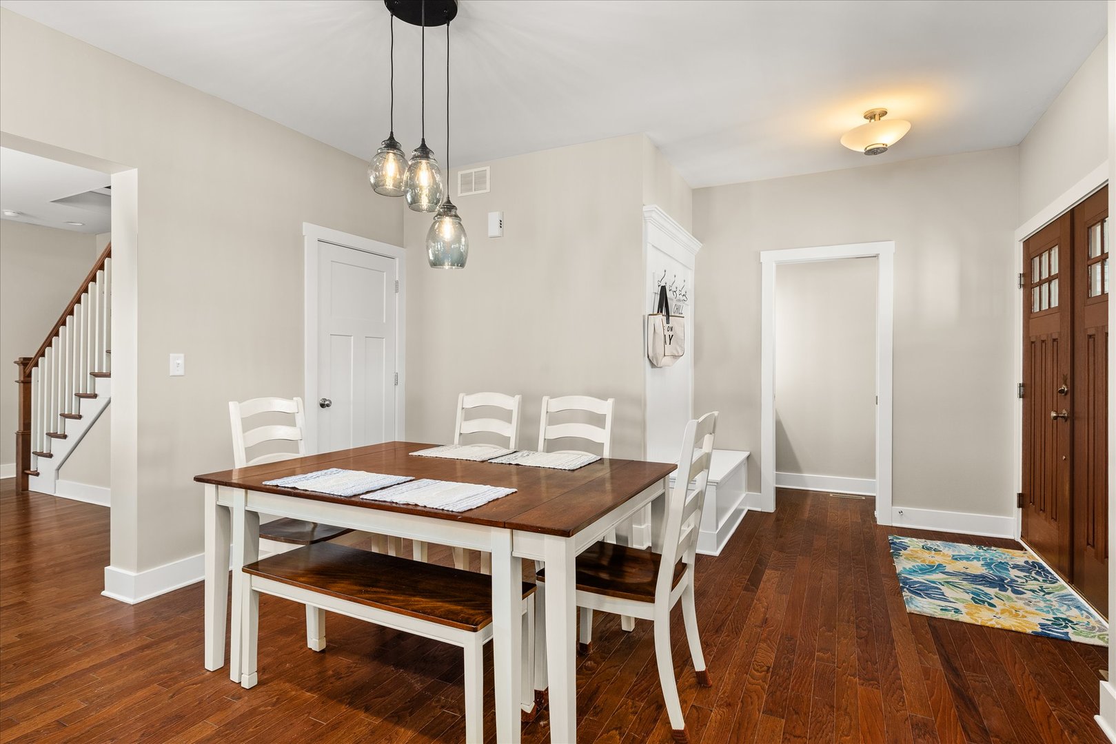 12 Waterside Way, Ottawa, IL 61350