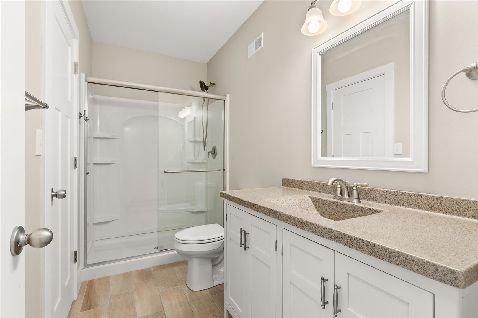 12 Waterside Way, Ottawa, IL 61350