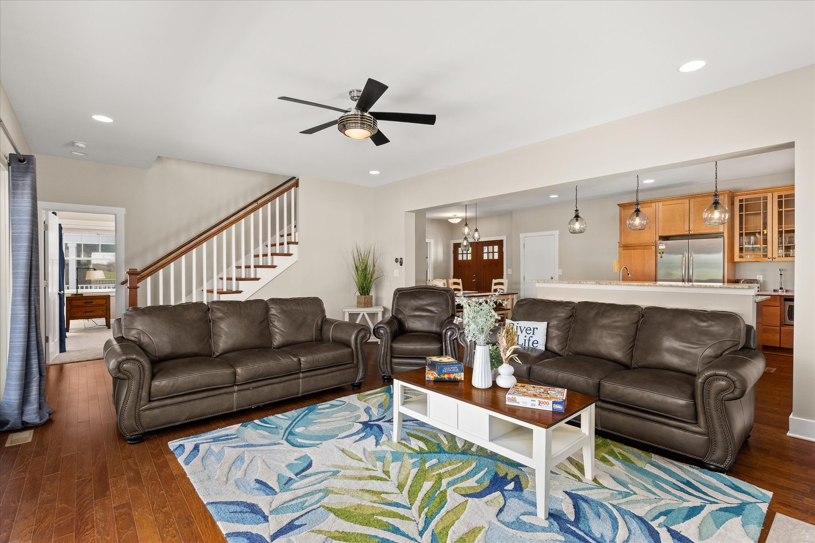 12 Waterside Way, Ottawa, IL 61350