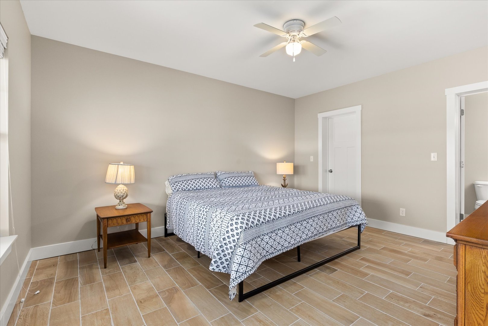 12 Waterside Way, Ottawa, IL 61350