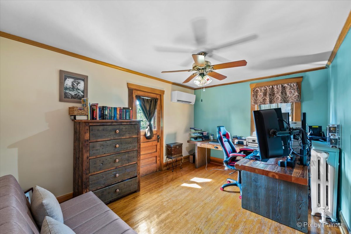 585 Park Street, Elgin, IL 60120