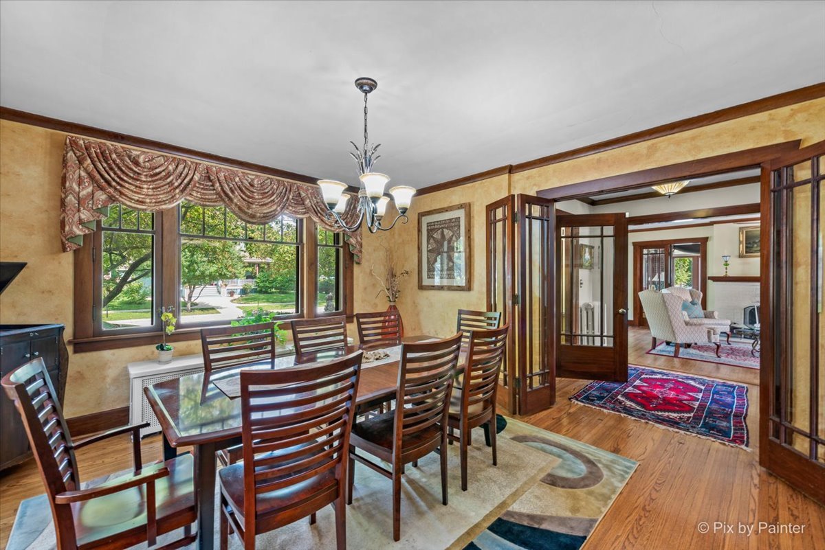 585 Park Street, Elgin, IL 60120