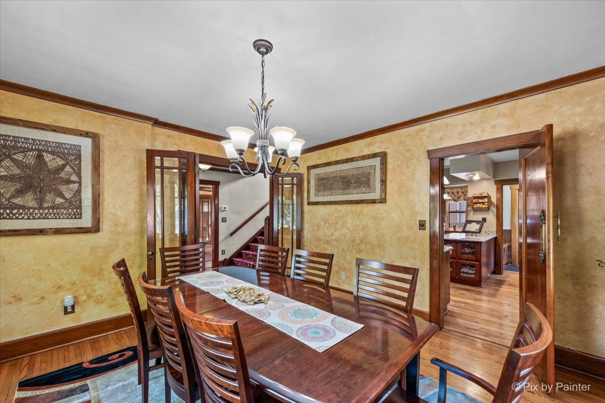 585 Park Street, Elgin, IL 60120