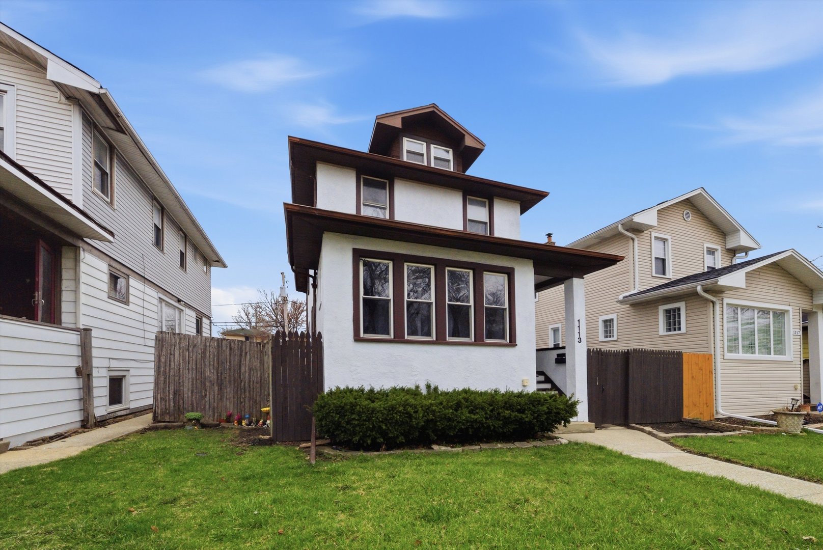 1113 S 7th Avenue, Maywood, IL 60153