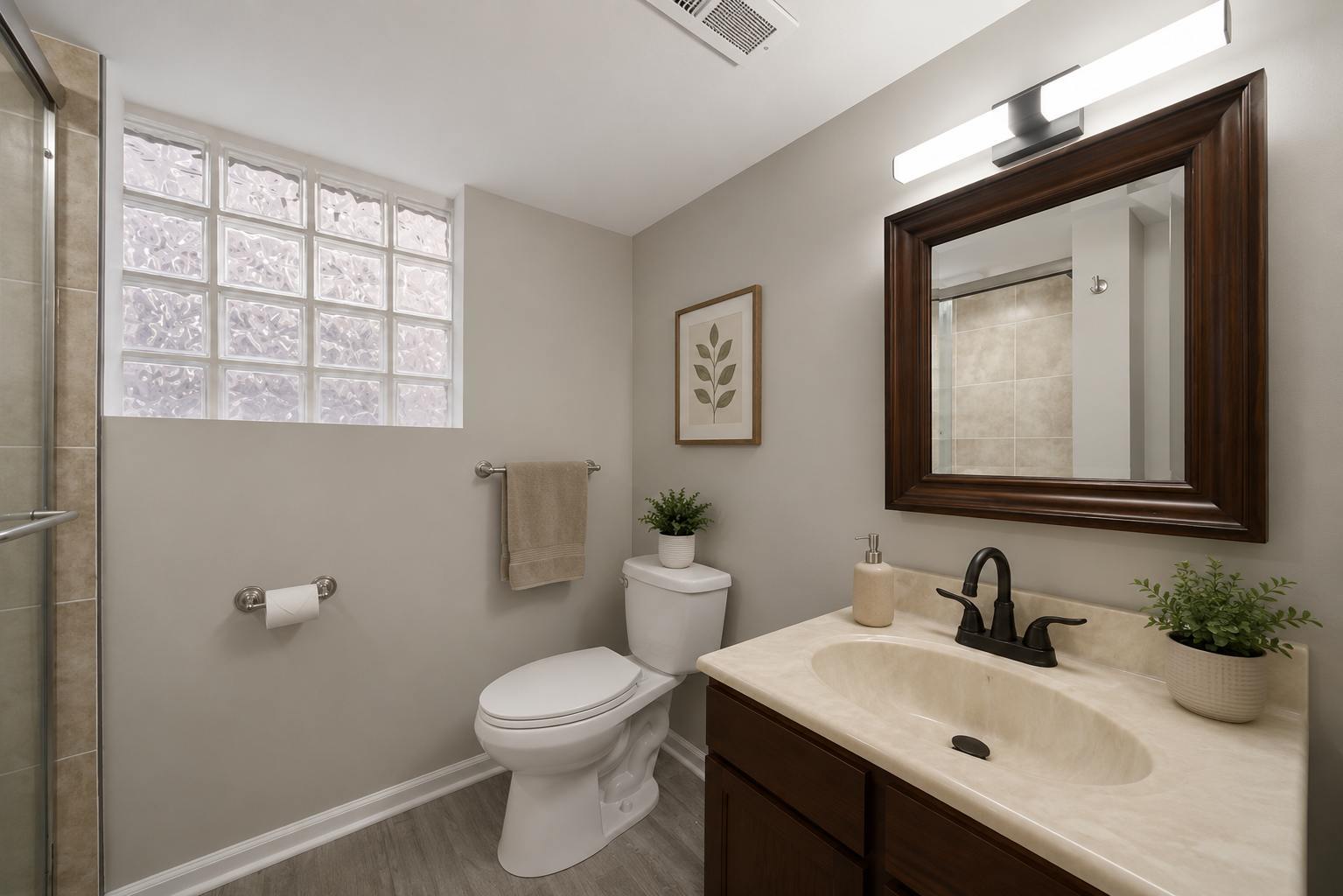 1113 S 7th Avenue, Maywood, IL 60153
