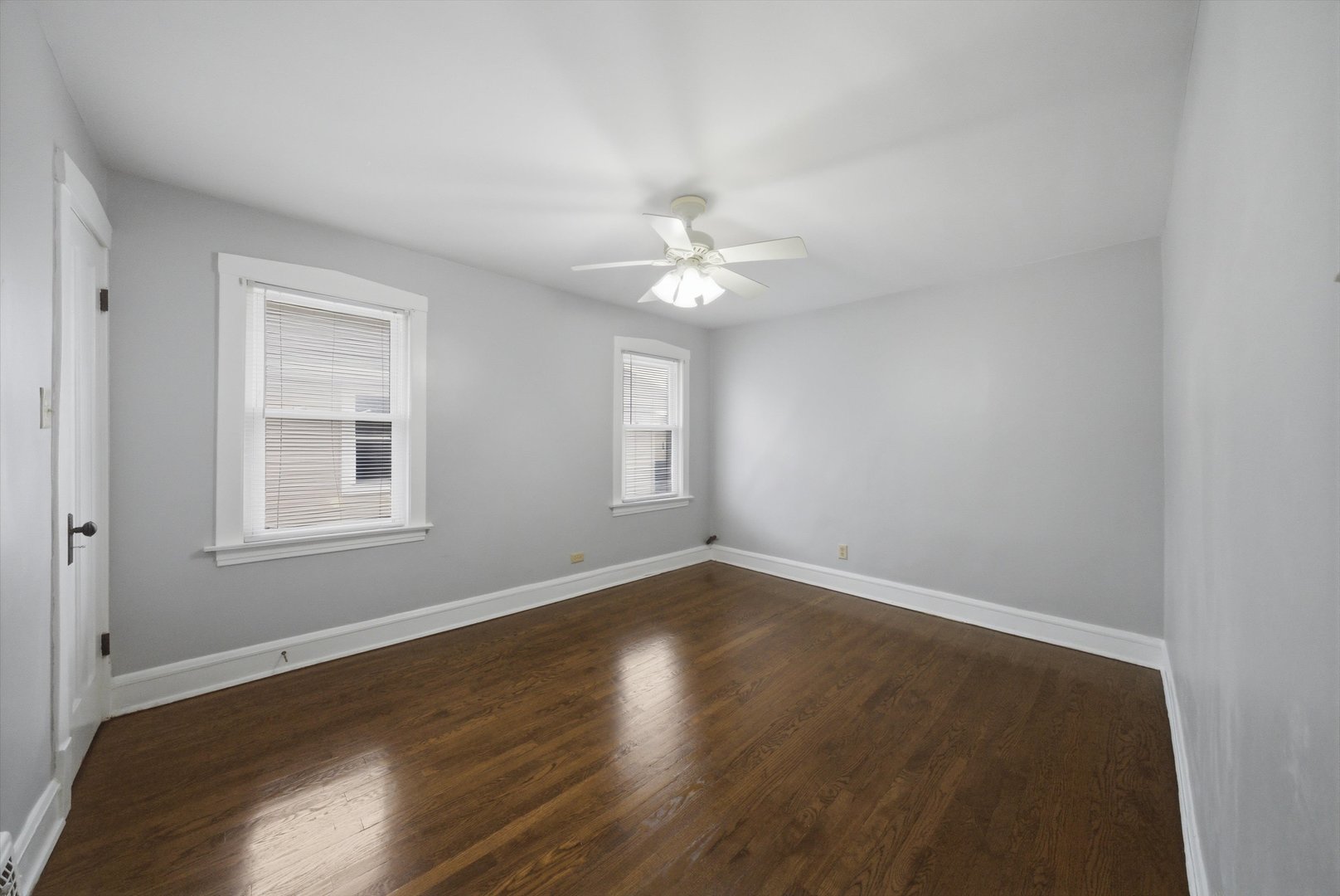 1113 S 7th Avenue, Maywood, IL 60153