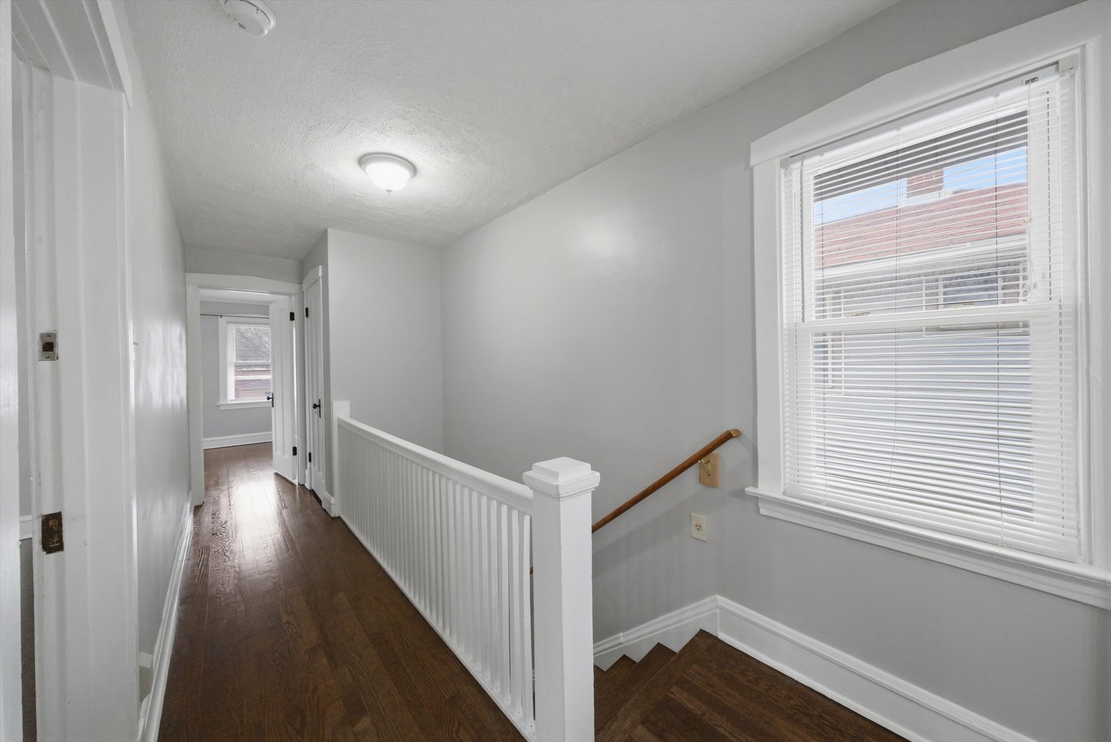 1113 S 7th Avenue, Maywood, IL 60153