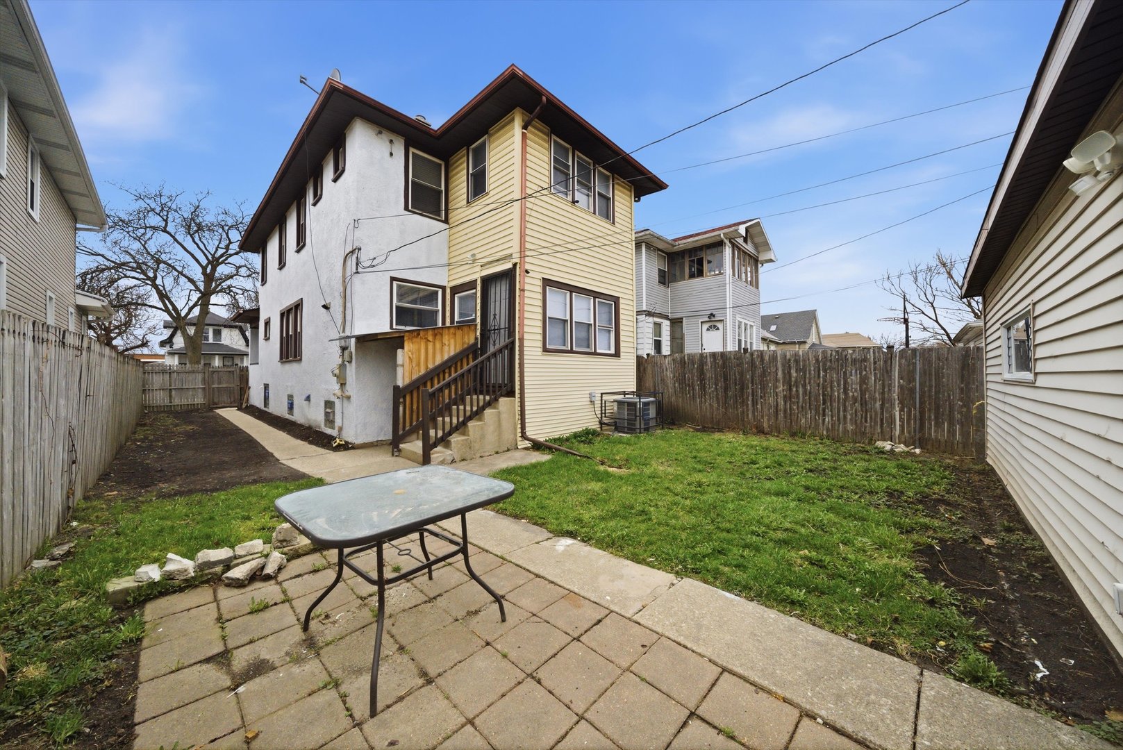 1113 S 7th Avenue, Maywood, IL 60153