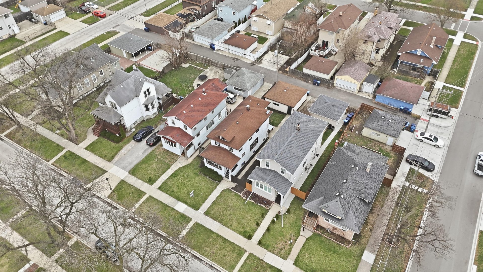 1113 S 7th Avenue, Maywood, IL 60153