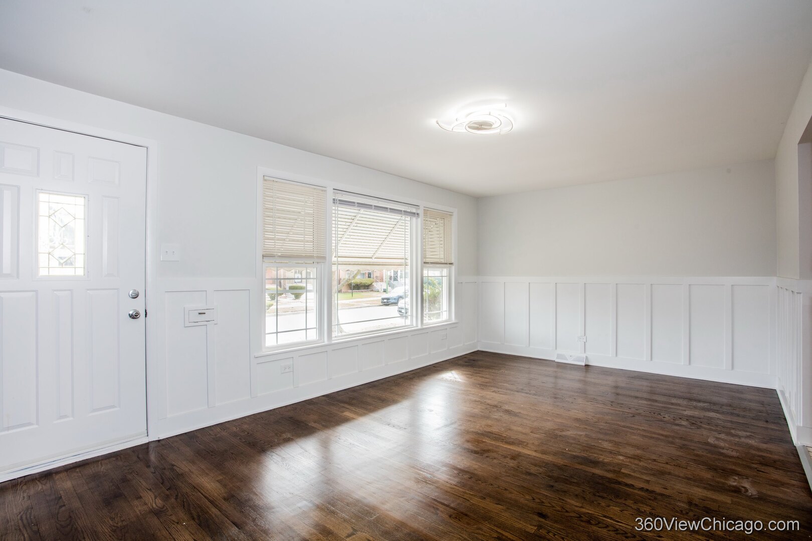 9006 S Wallace Street, Chicago, IL 60621