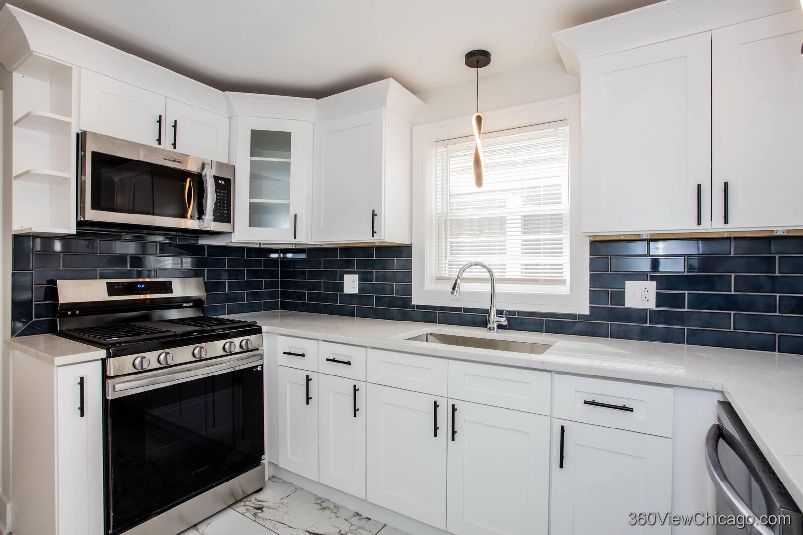 9006 S Wallace Street, Chicago, IL 60621