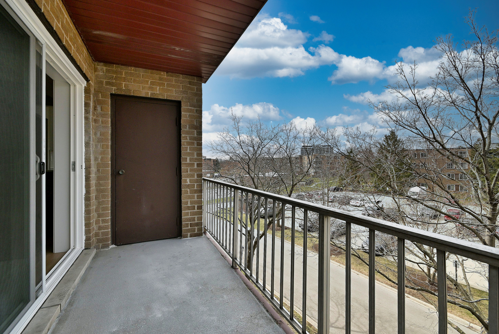 945 E Kenilworth Avenue #312, Palatine, IL 60074