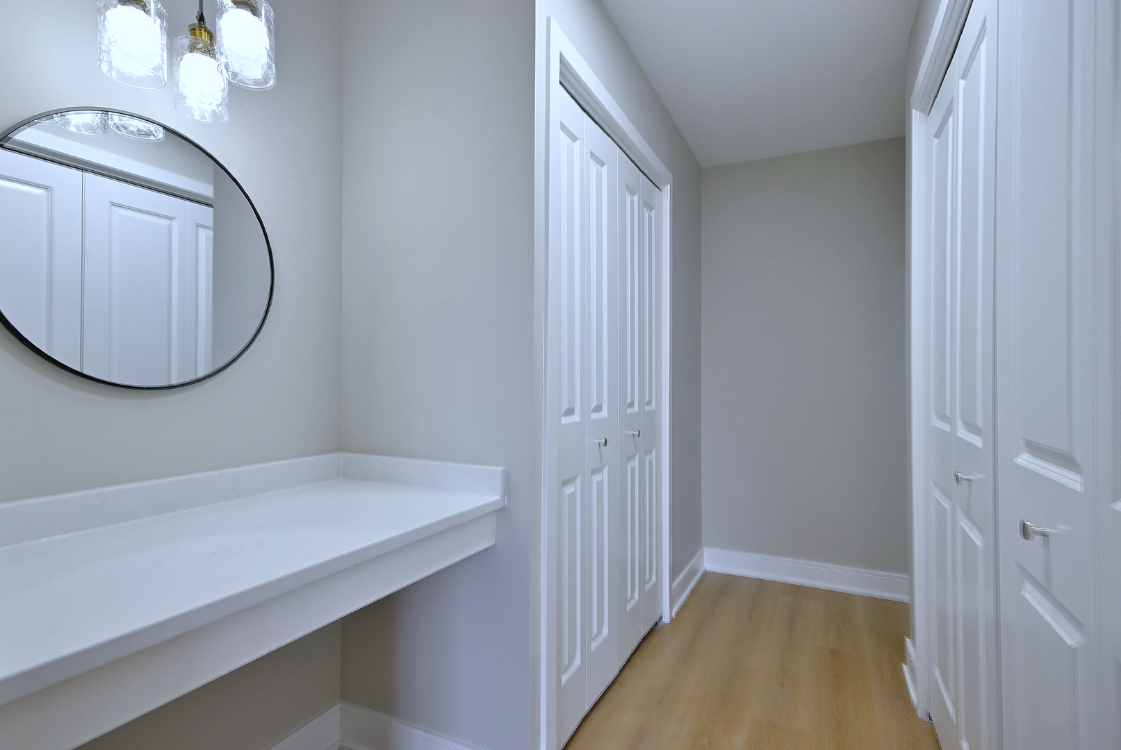 945 E Kenilworth Avenue #312, Palatine, IL 60074