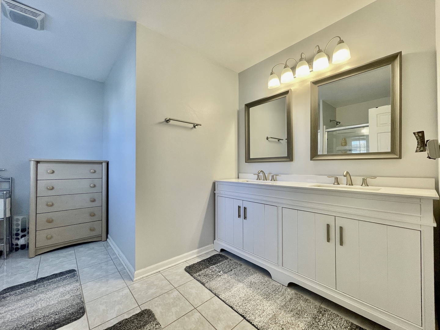 1055 Christine Lane, Antioch, IL 60002