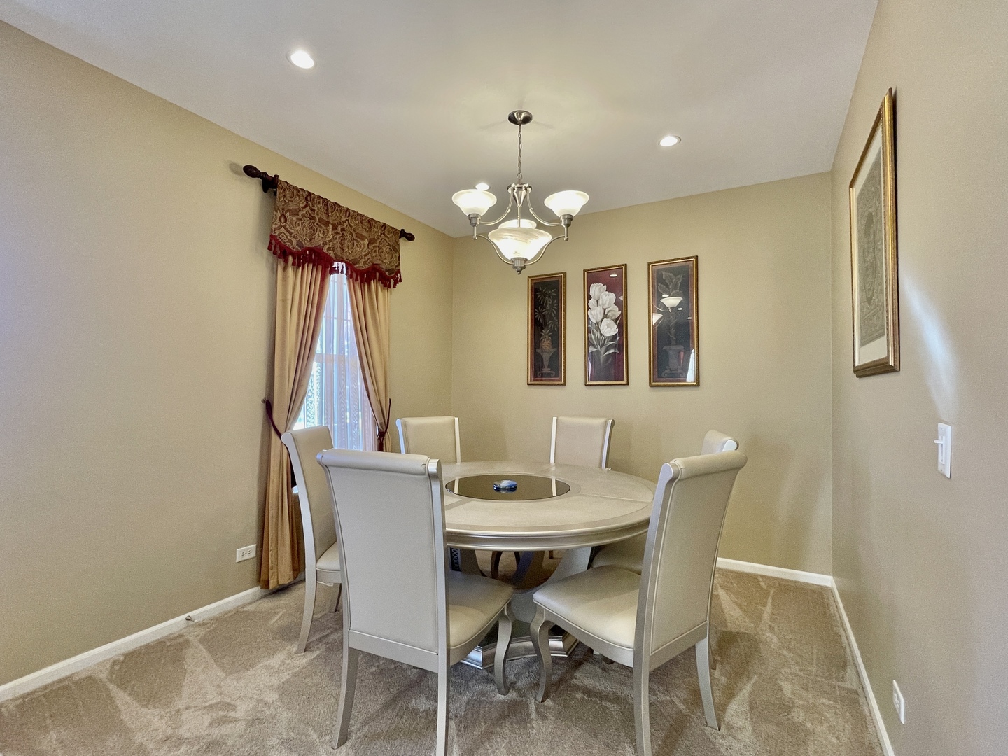 1055 Christine Lane, Antioch, IL 60002