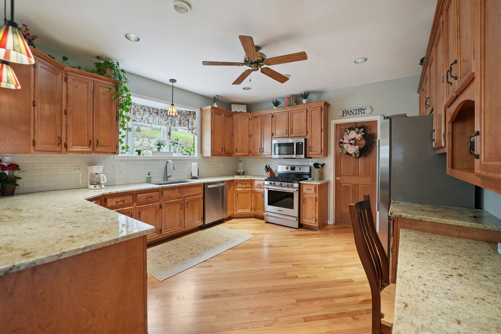 5235 141st Street, Crestwood, IL 60418