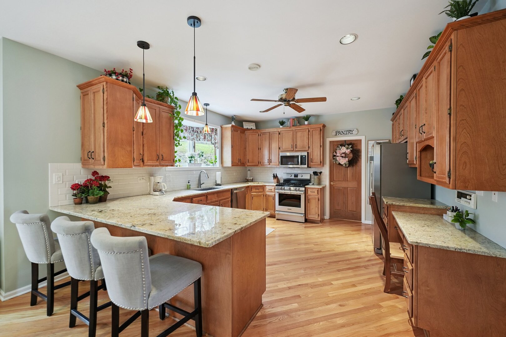 5235 141st Street, Crestwood, IL 60418