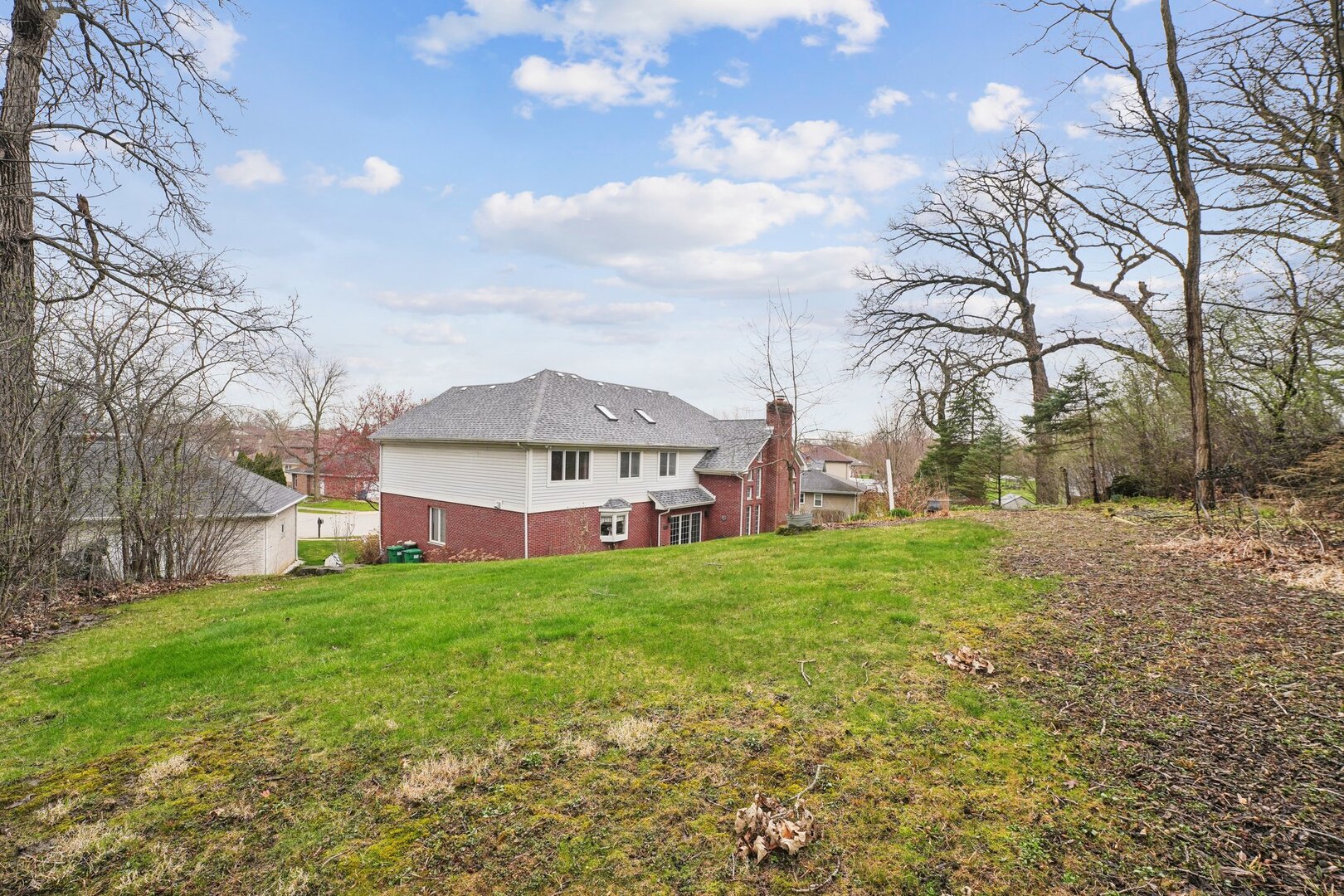 5235 141st Street, Crestwood, IL 60418