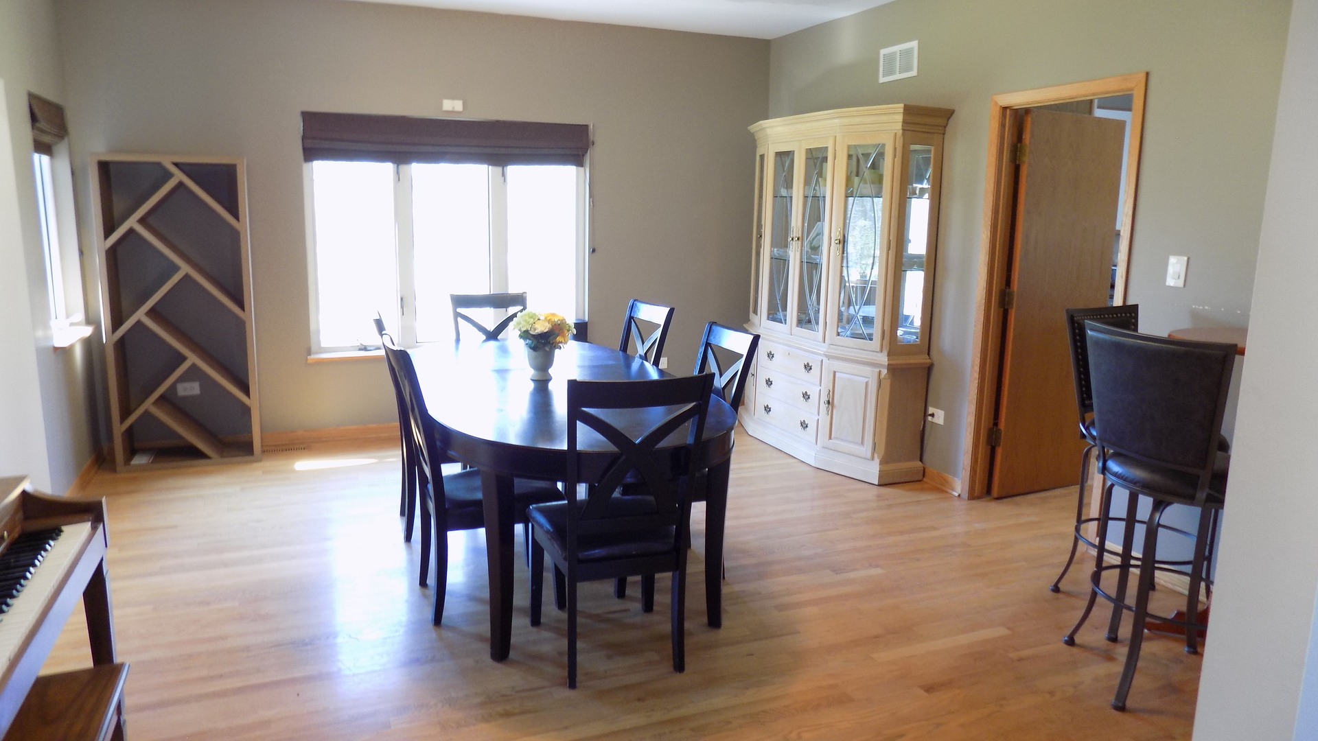 Warrenville, IL 60555