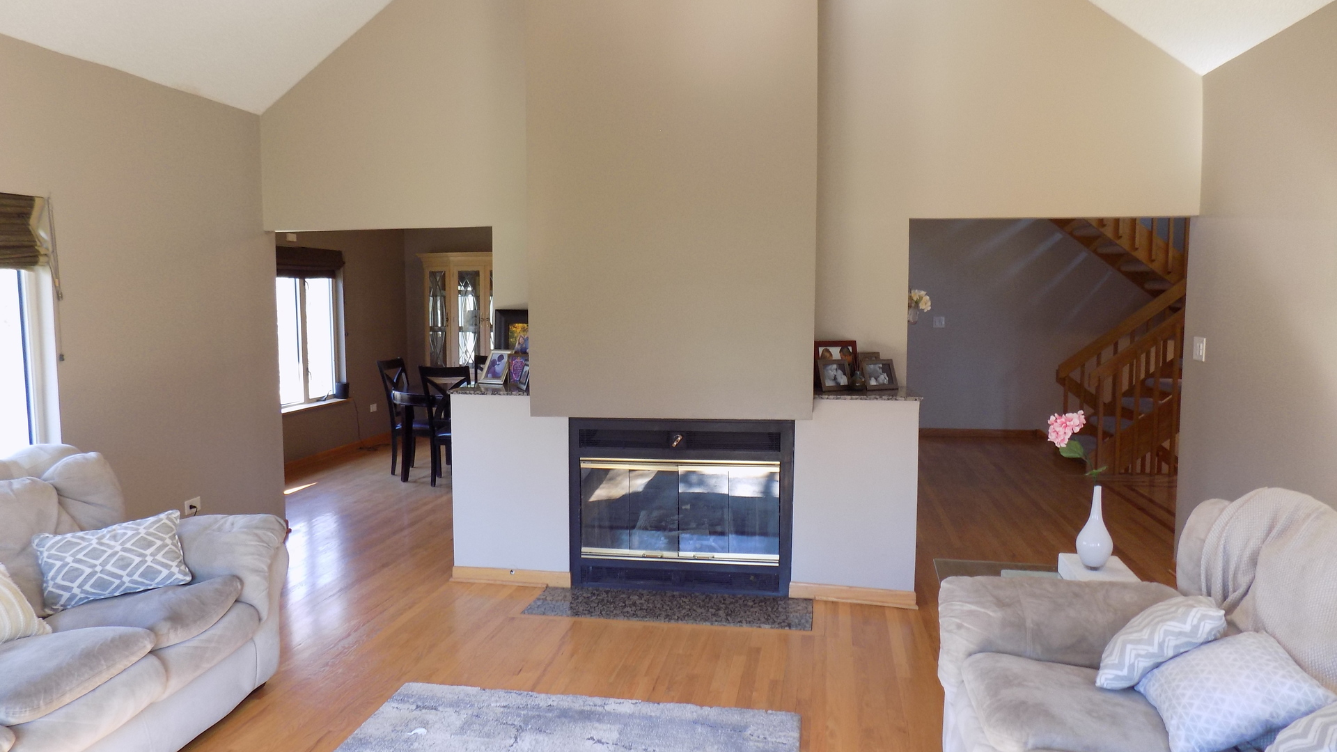 Warrenville, IL 60555