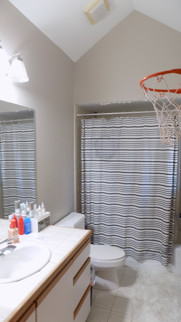 Warrenville, IL 60555