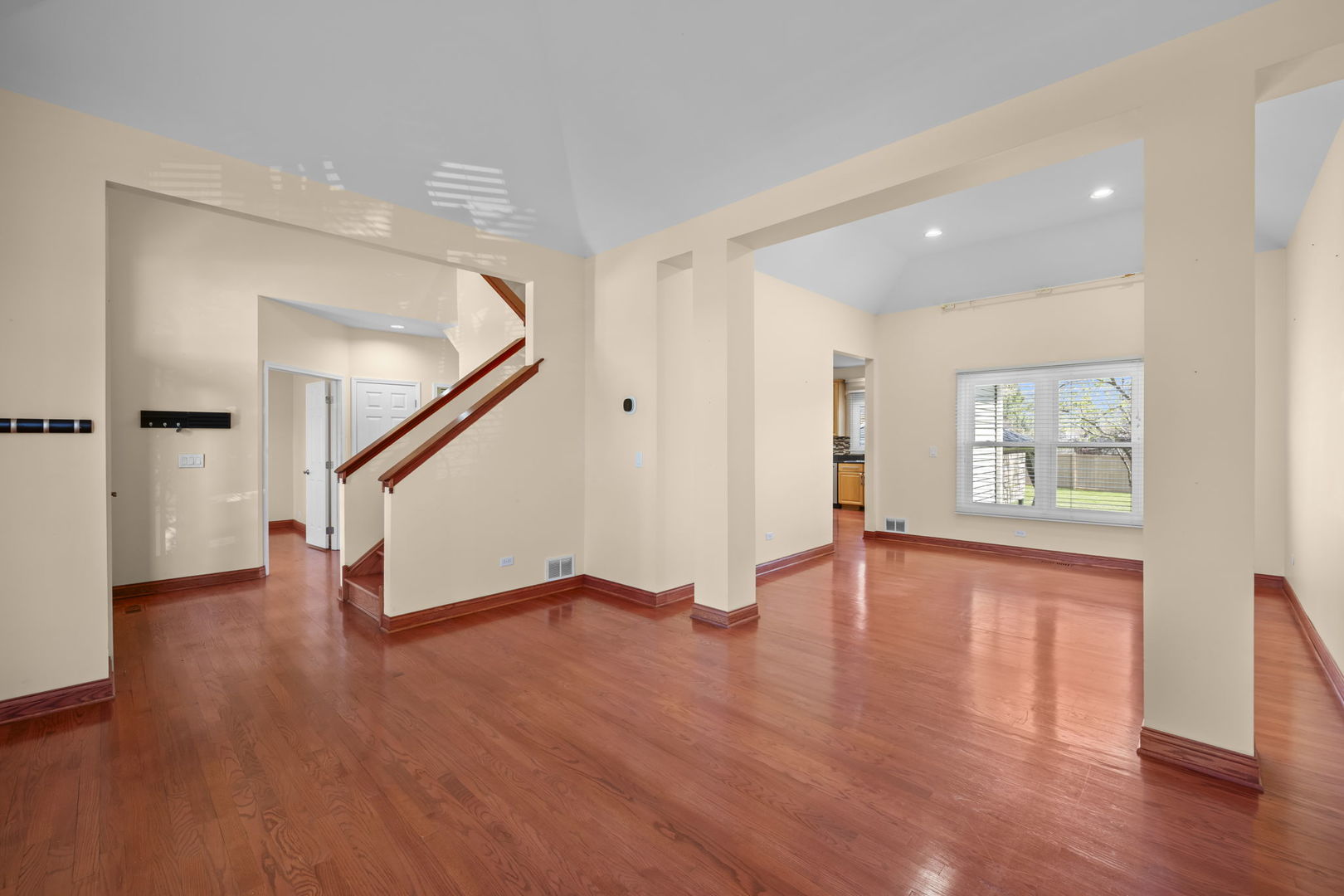 155 Lilac Lane, Wheeling, IL 60090