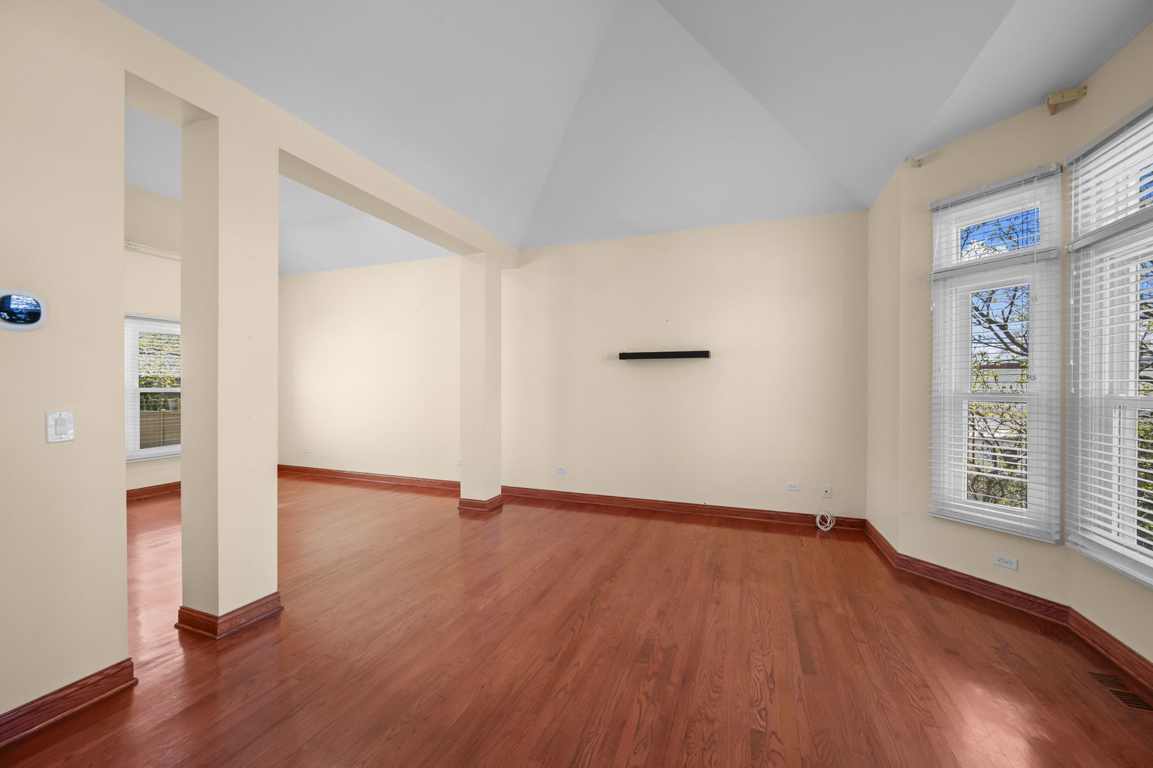 155 Lilac Lane, Wheeling, IL 60090