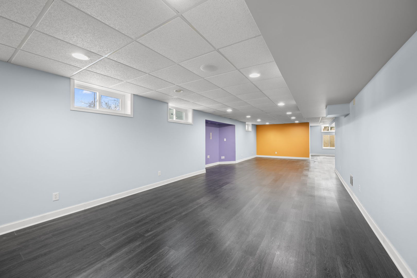 155 Lilac Lane, Wheeling, IL 60090