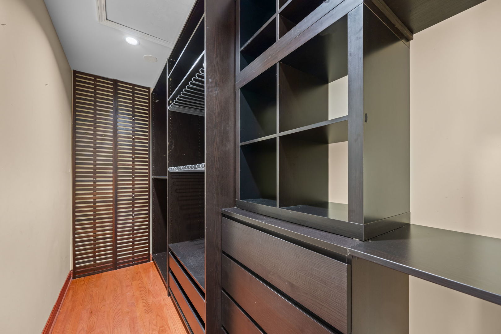 155 Lilac Lane, Wheeling, IL 60090