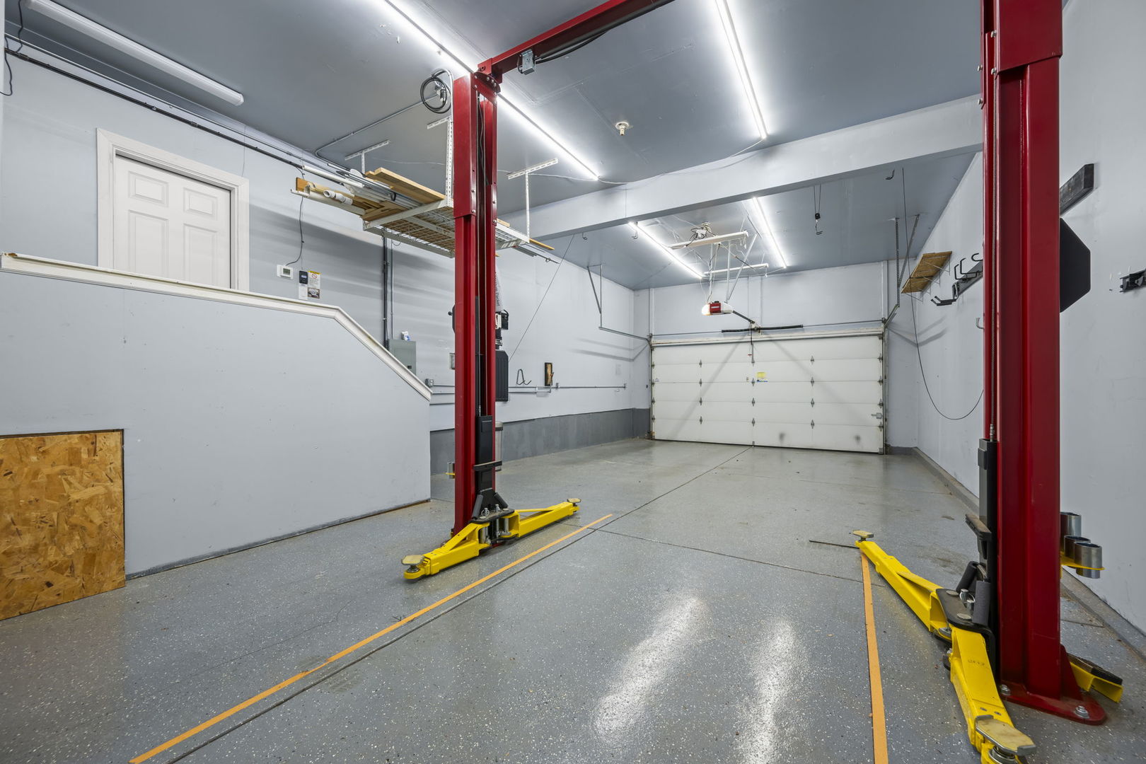 155 Lilac Lane, Wheeling, IL 60090