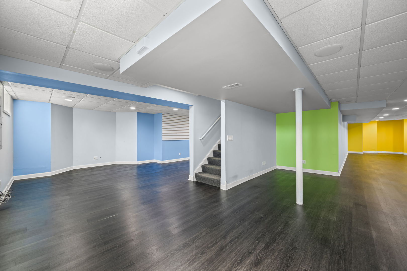 155 Lilac Lane, Wheeling, IL 60090