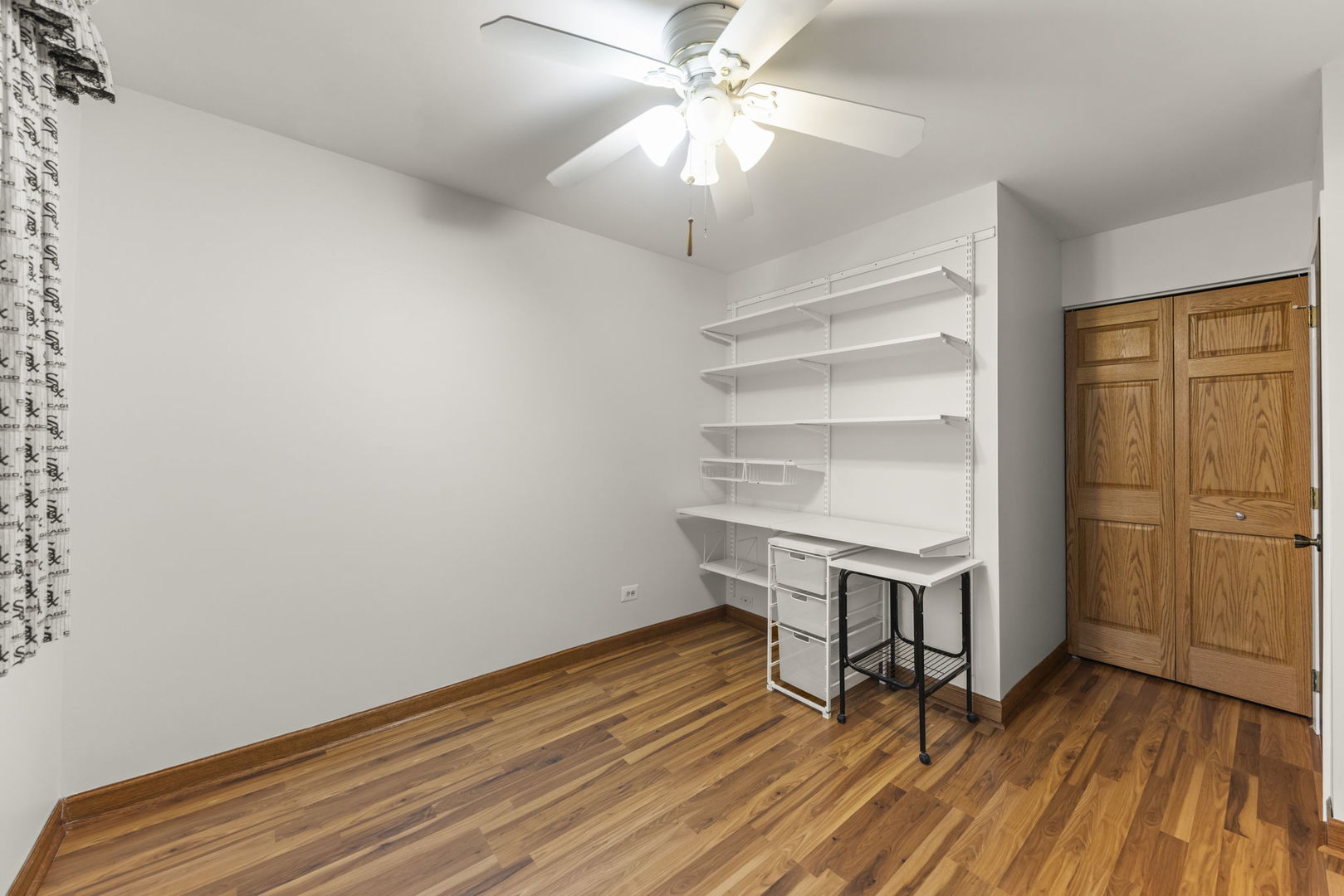 2355 Sunnydale Drive, Woodridge, IL 60517