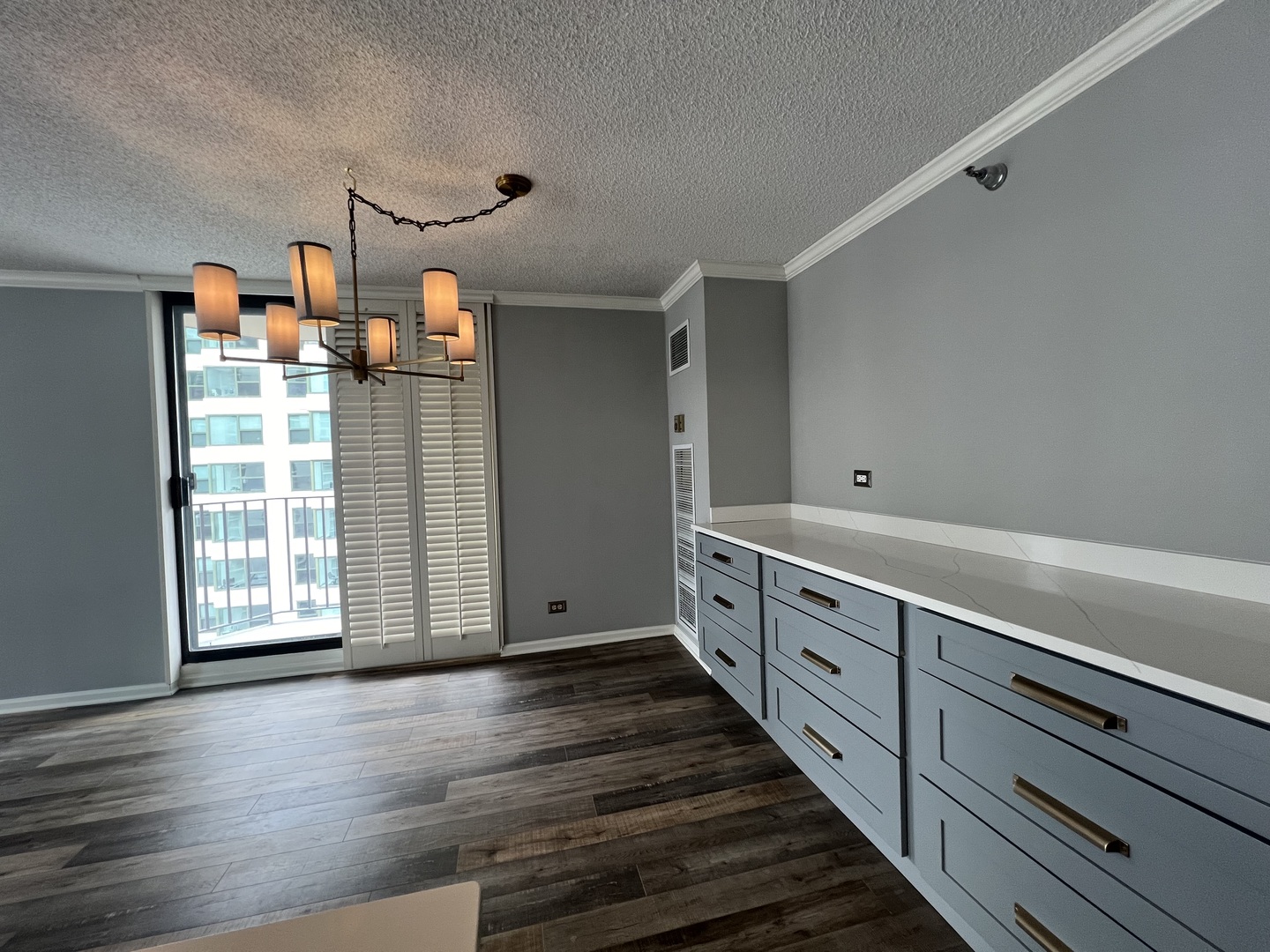 70 W Huron Street #2008, Chicago, IL 60654