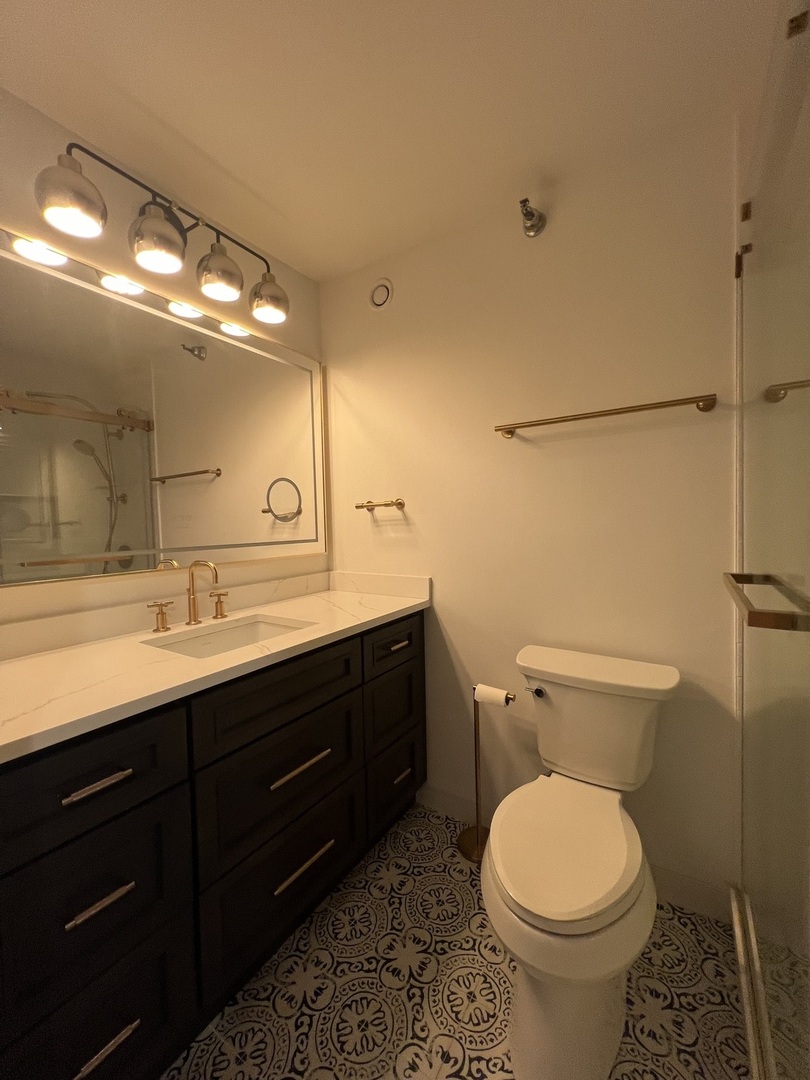 70 W Huron Street #2008, Chicago, IL 60654