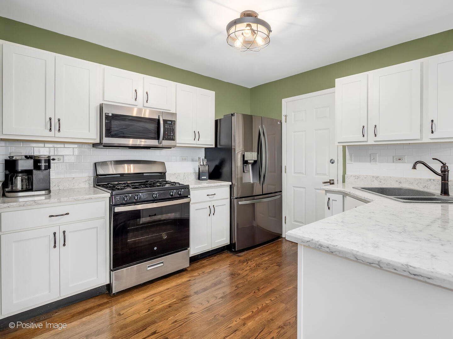 844 N 1st Street, Elburn, IL 60119