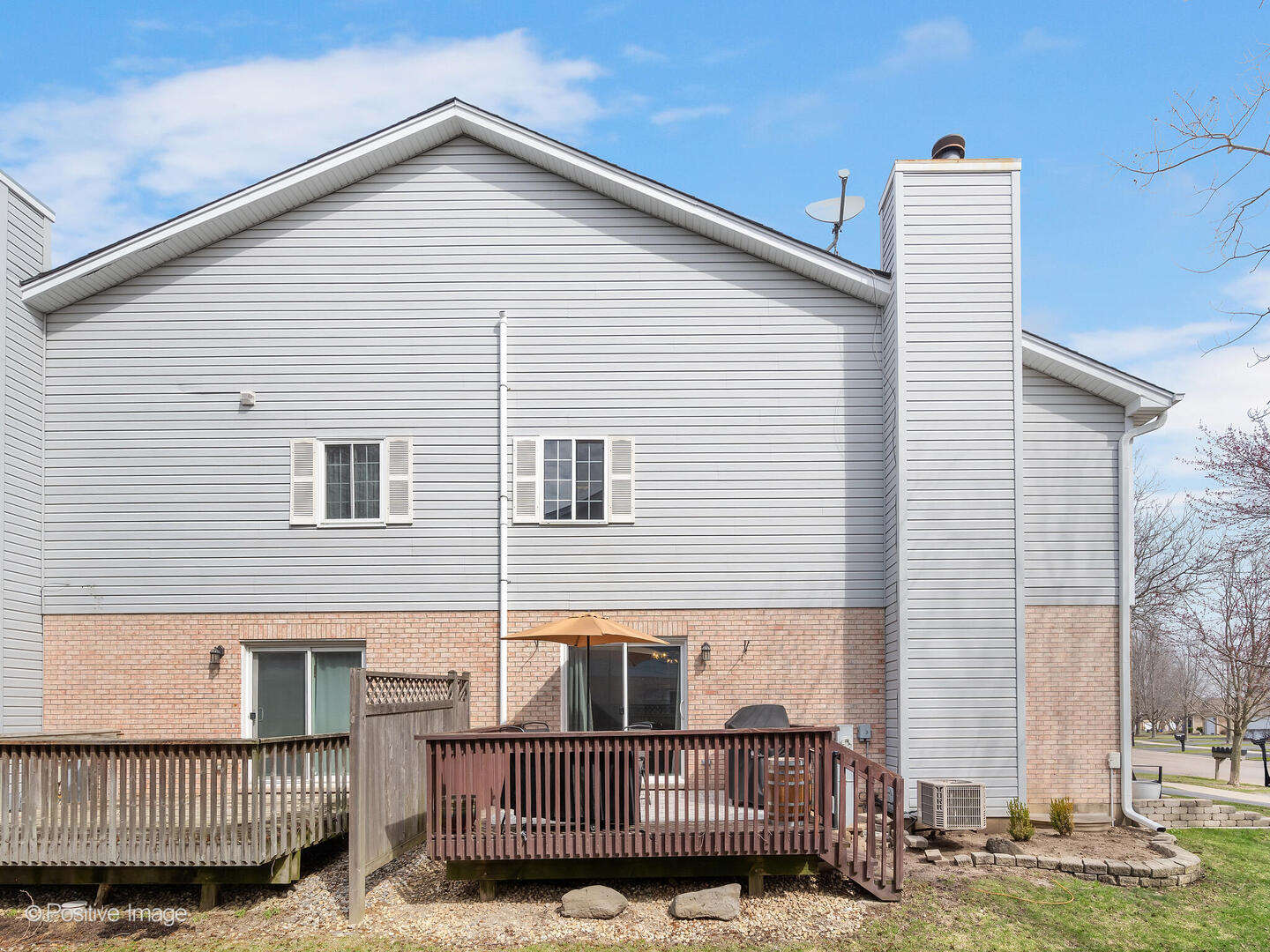 844 N 1st Street, Elburn, IL 60119