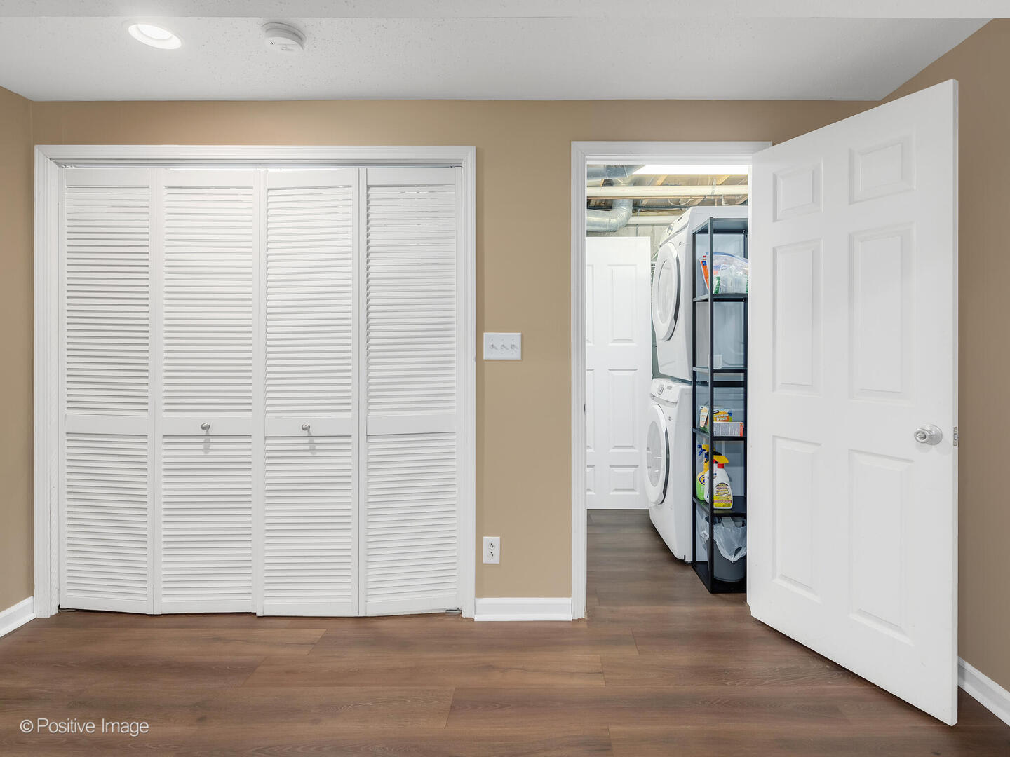 844 N 1st Street, Elburn, IL 60119