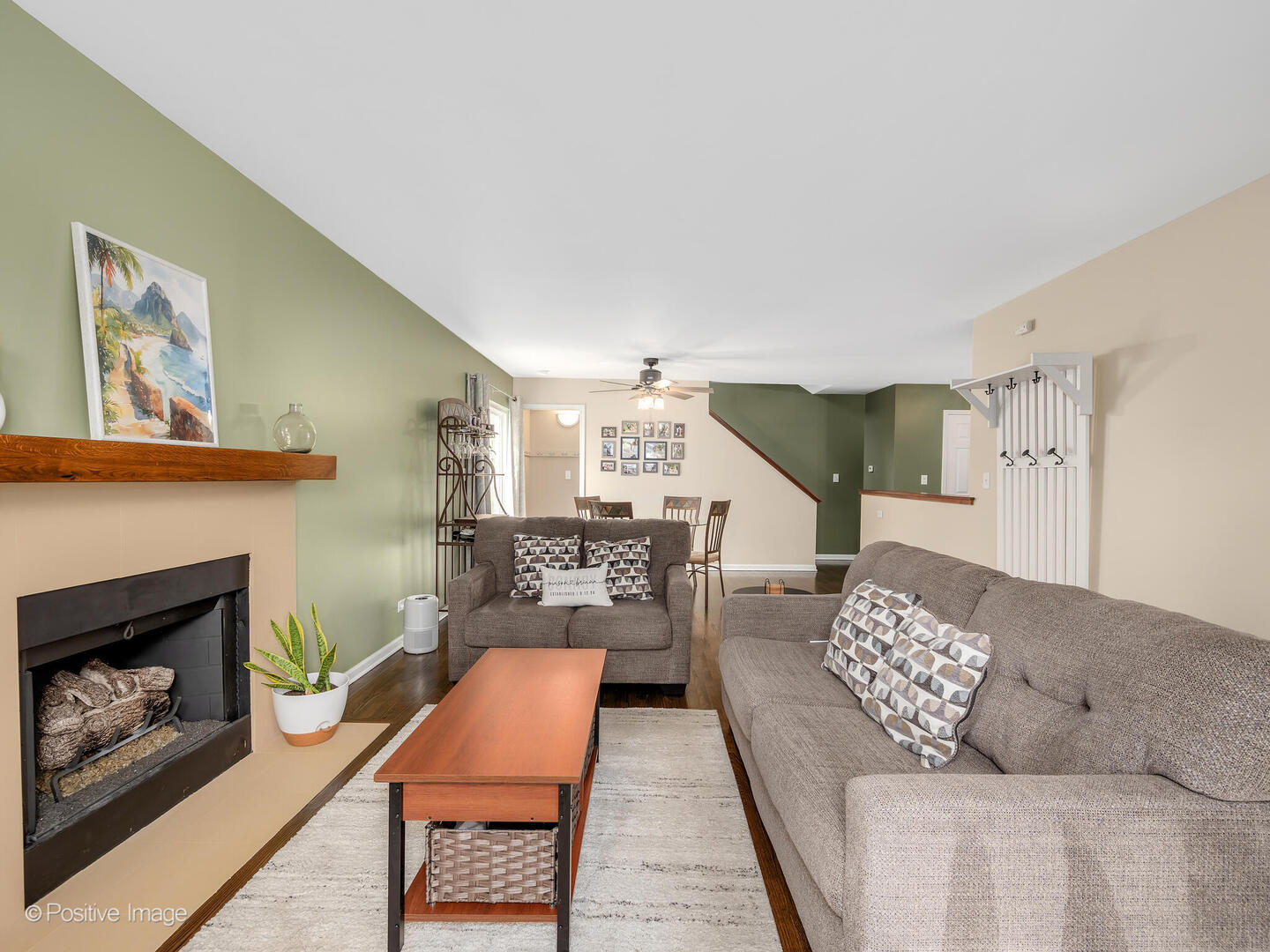 844 N 1st Street, Elburn, IL 60119