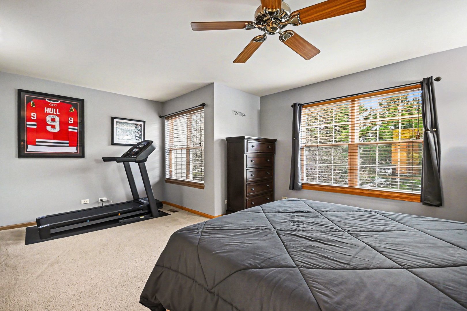 526 Lancaster Drive, Pingree Grove, IL 60140