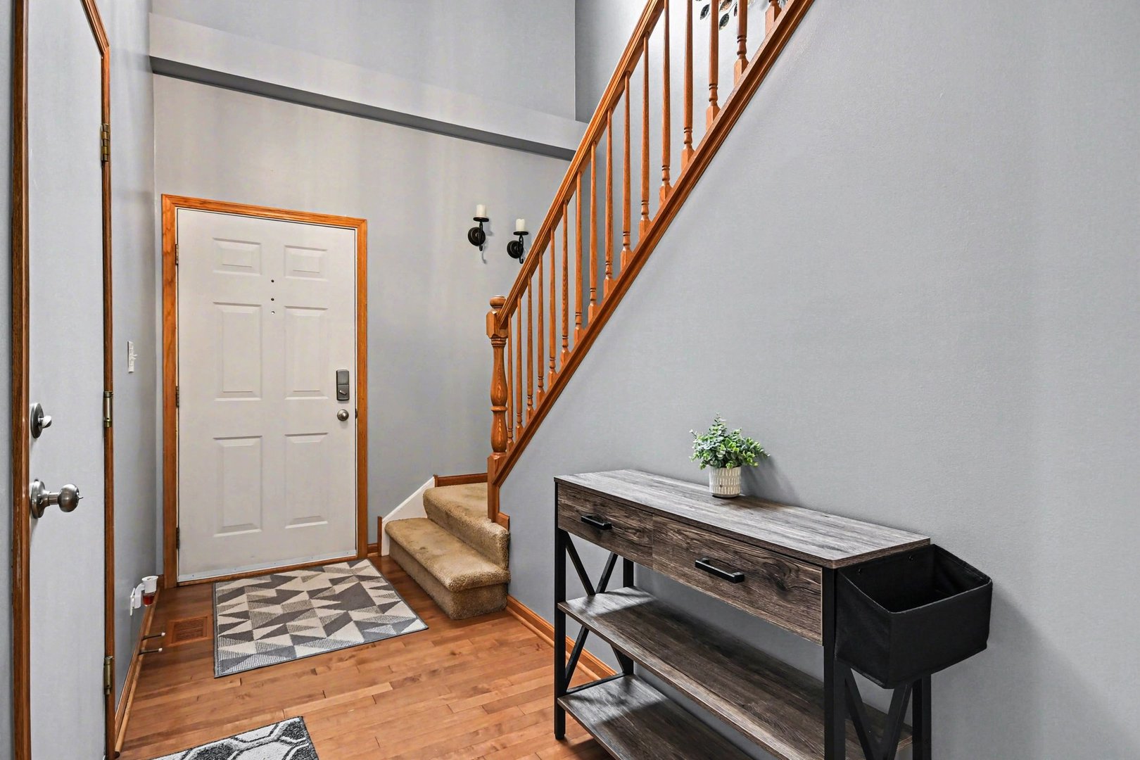 526 Lancaster Drive, Pingree Grove, IL 60140