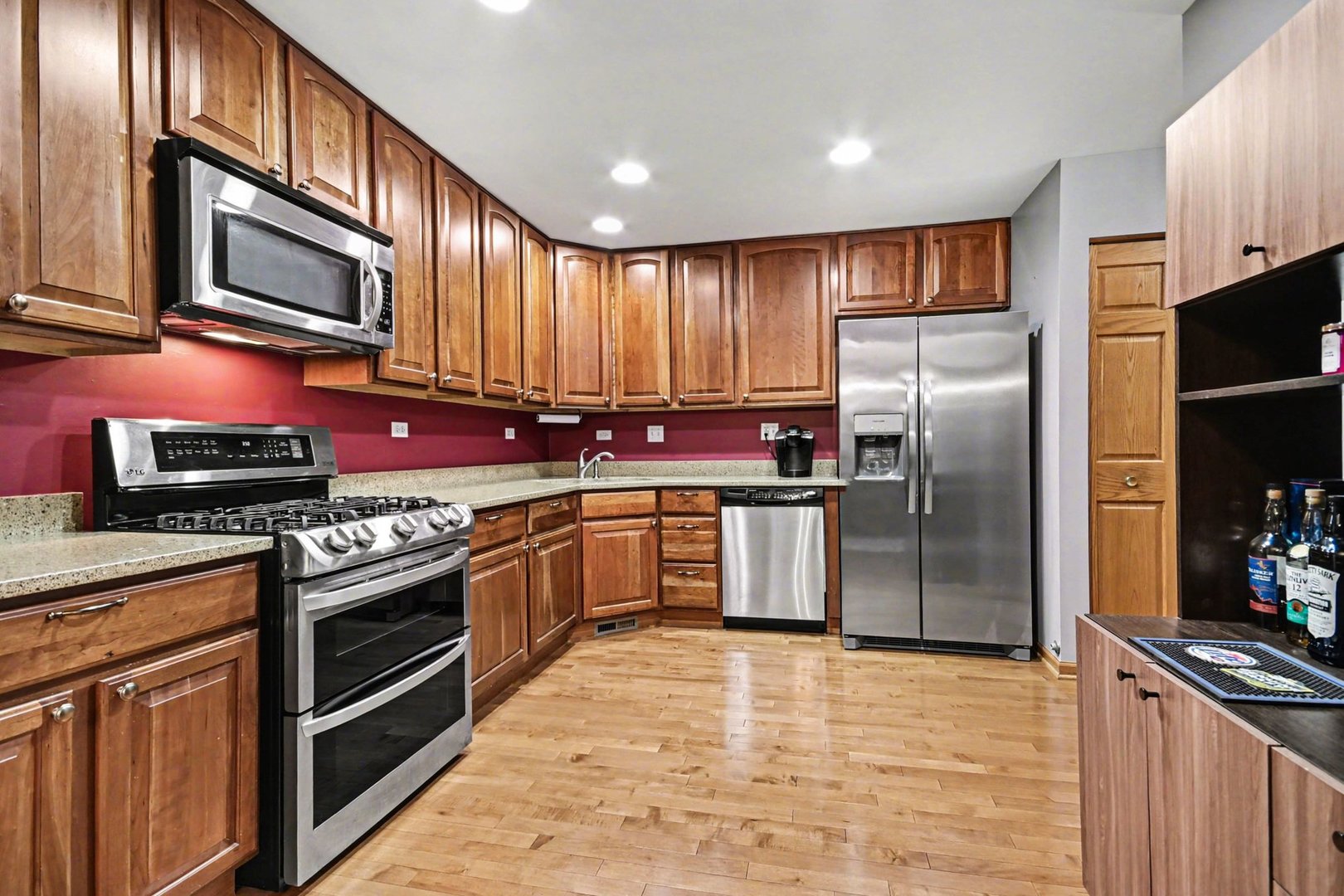 526 Lancaster Drive, Pingree Grove, IL 60140