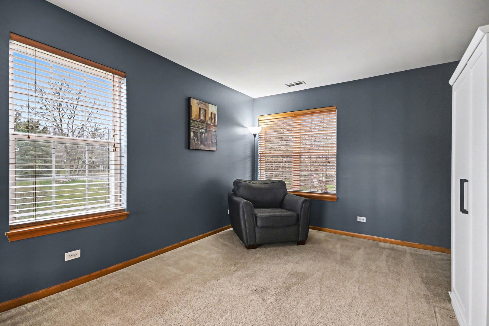 526 Lancaster Drive, Pingree Grove, IL 60140