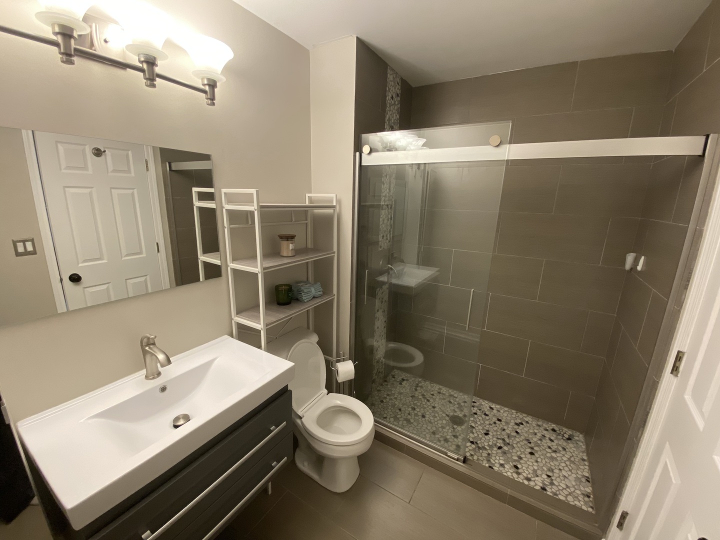 2467 Deerfield Drive, Aurora, IL 60506