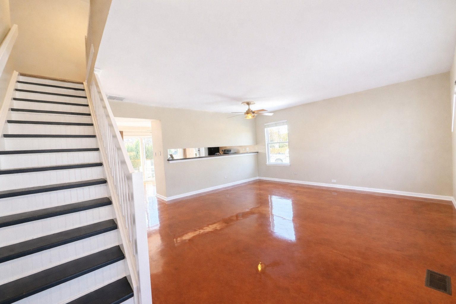 2467 Deerfield Drive, Aurora, IL 60506