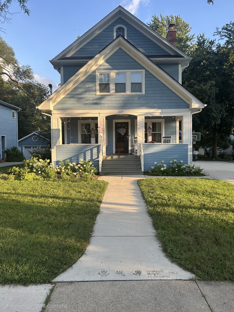 314 E Jefferson Avenue, Wheaton, IL 60187