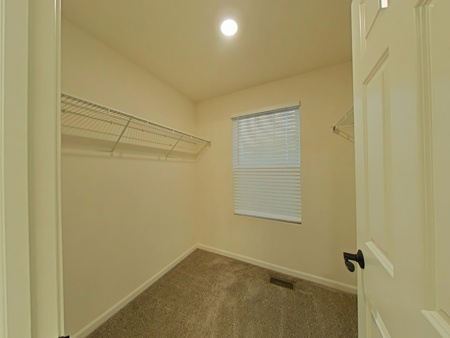 12631 S Potomac Drive, Plainfield, IL 60585