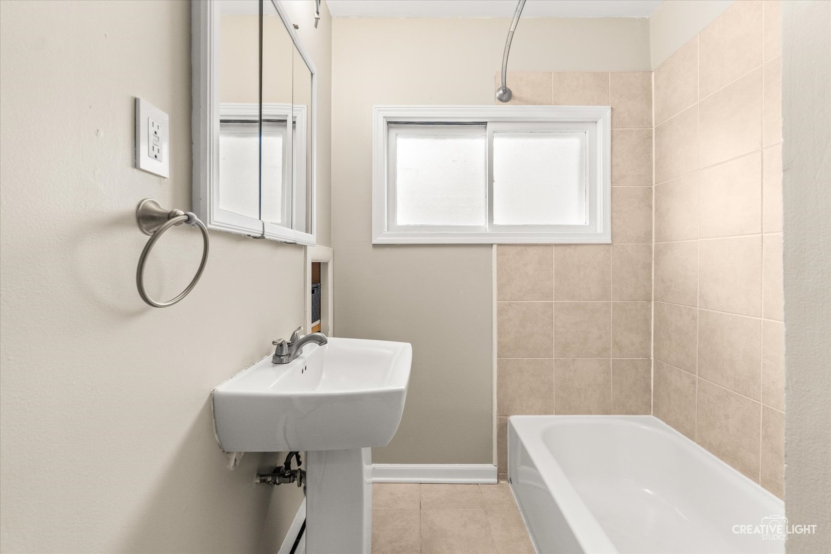 145 N Madison Street, Oswego, IL 60543