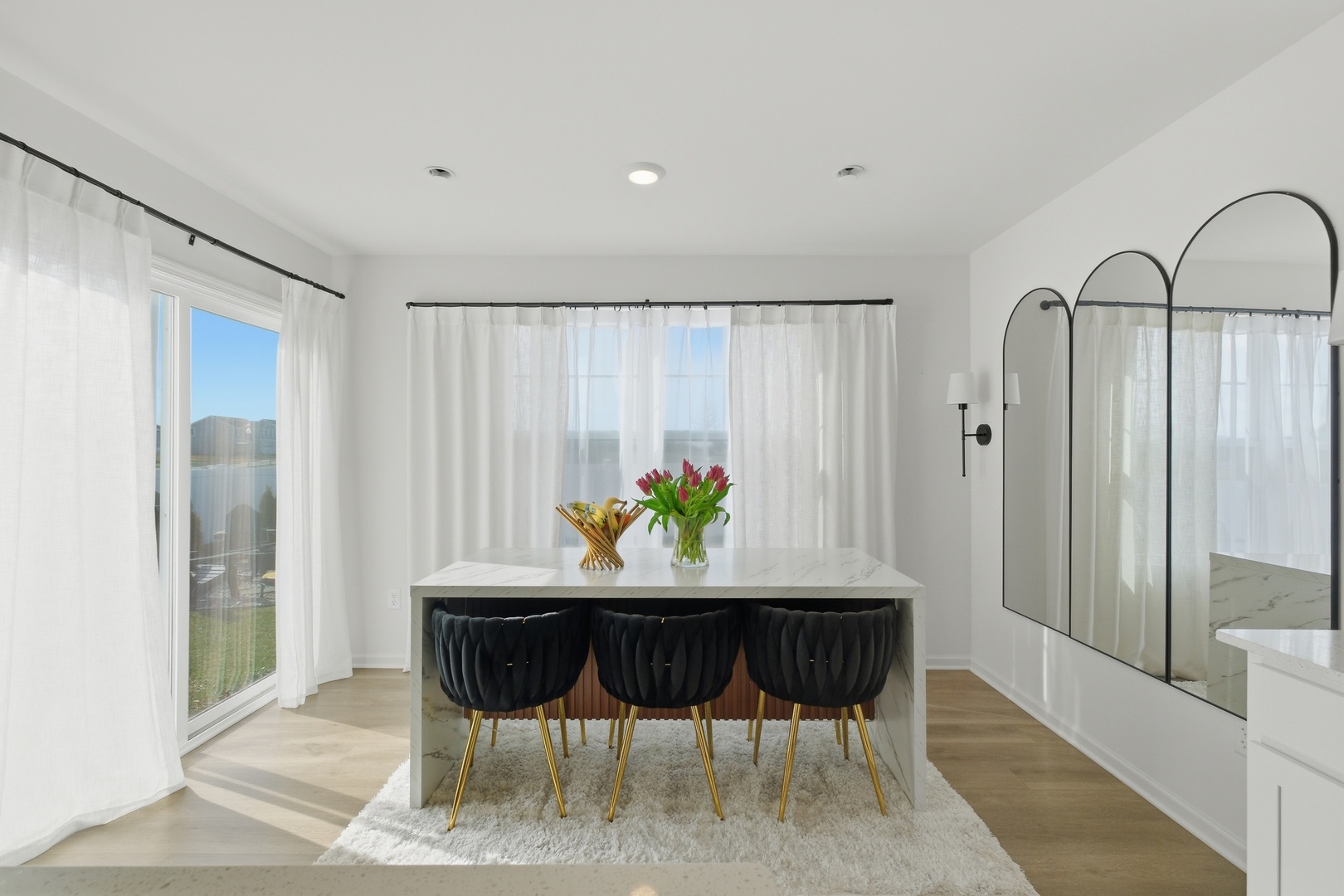 117 Fieldcrest Avenue, Hampshire, IL 60140